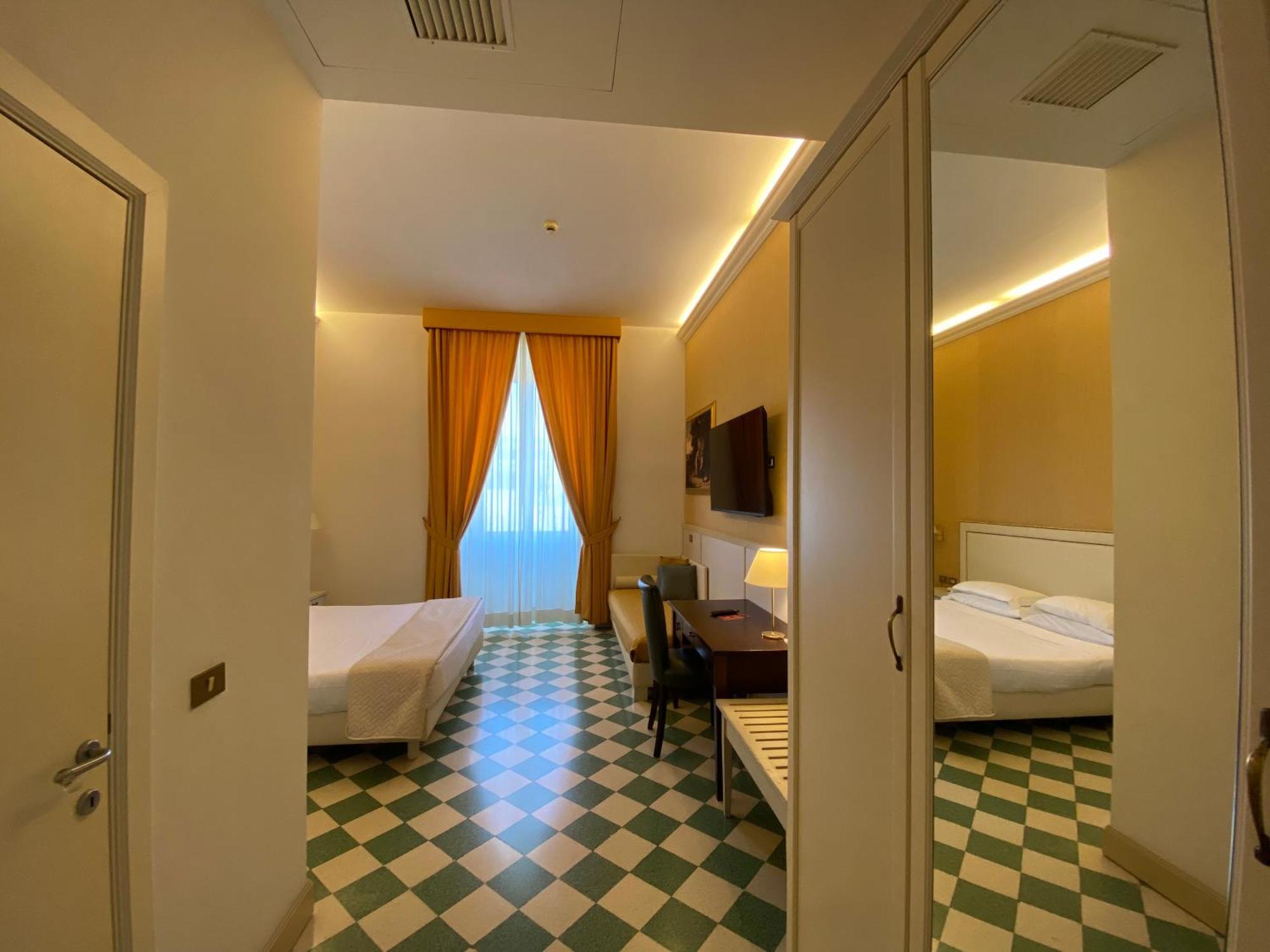 Basilica Hotel Rome Exterior photo