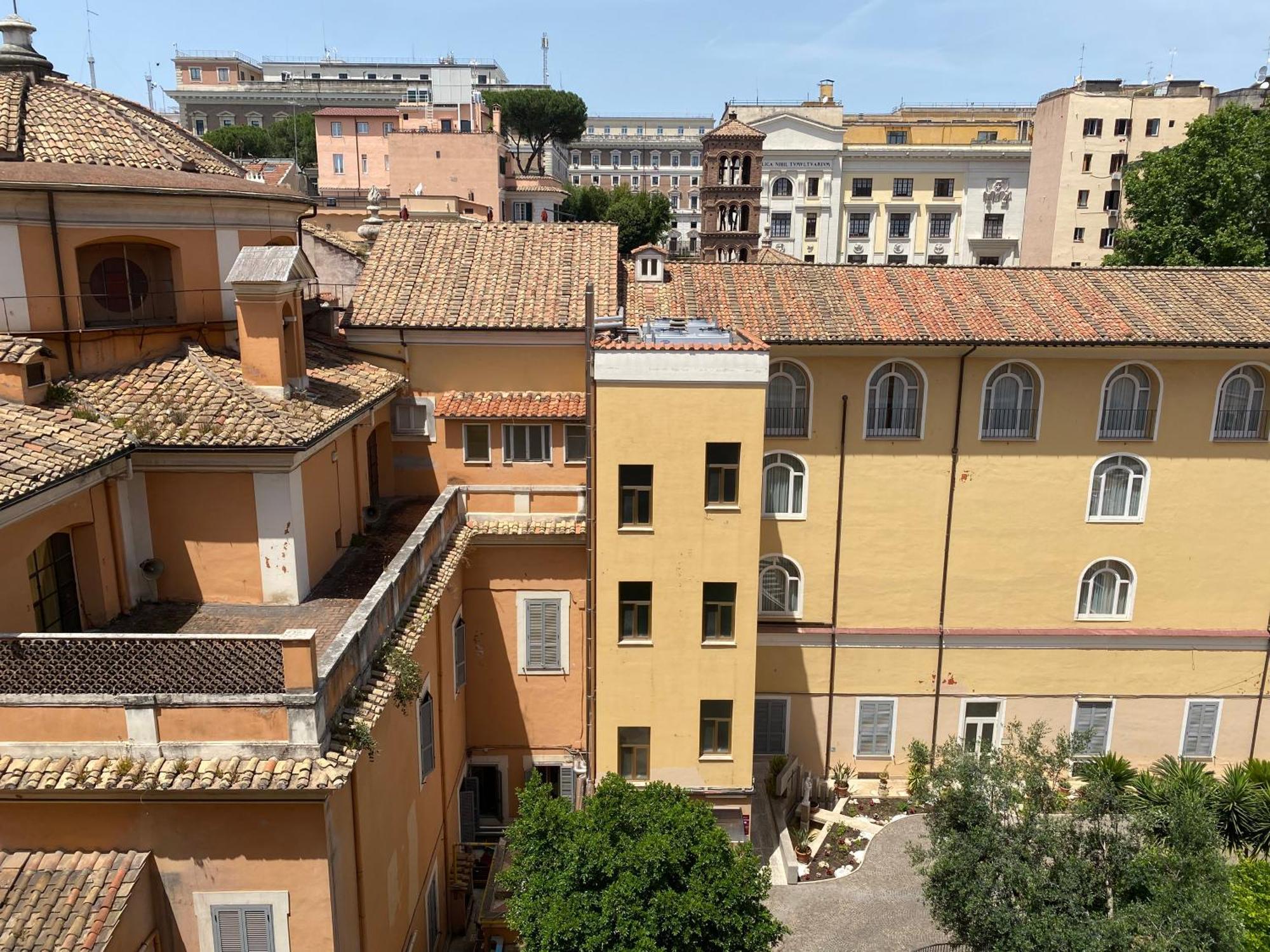 Basilica Hotel Rome Exterior photo