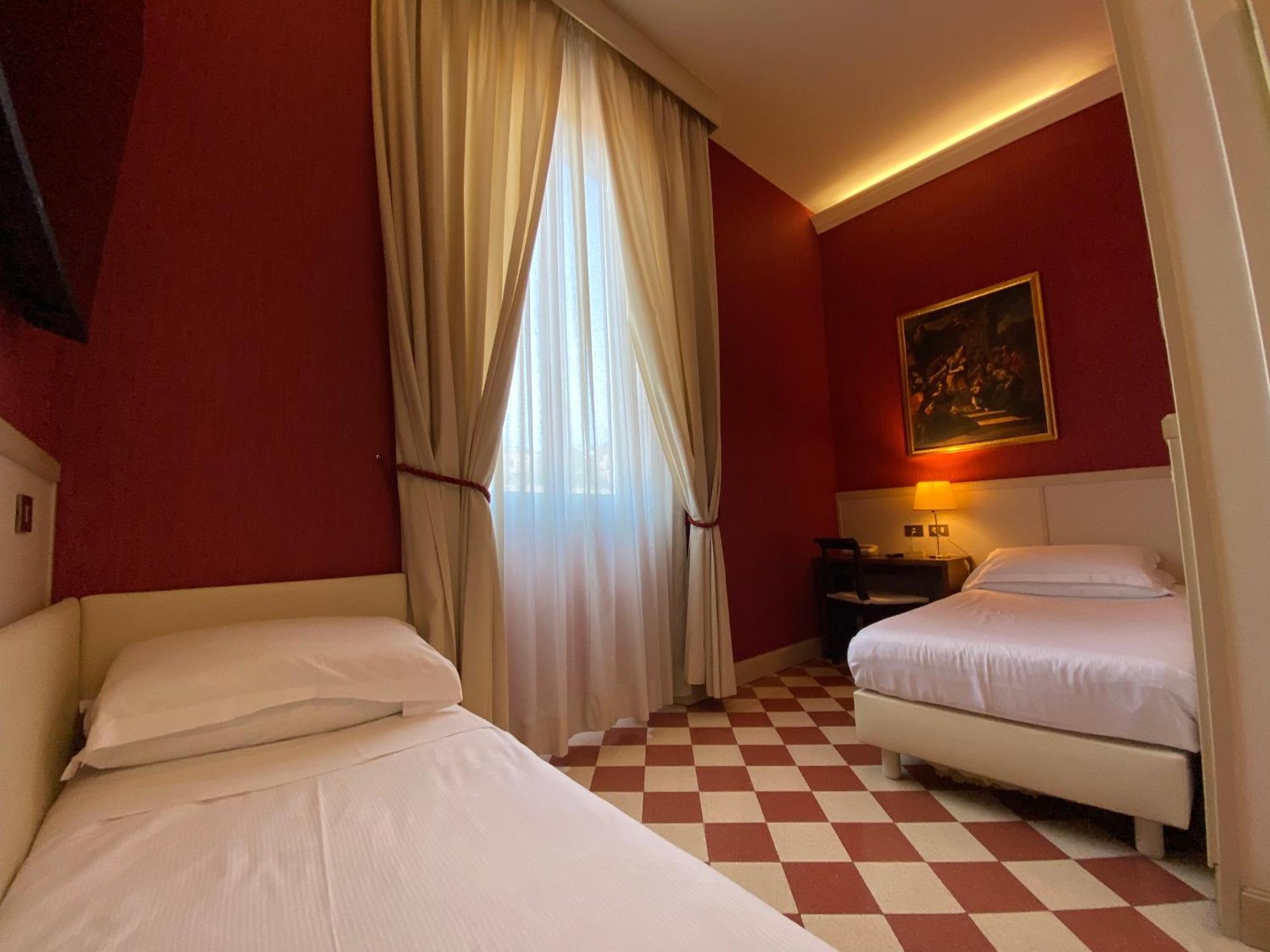 Basilica Hotel Rome Exterior photo