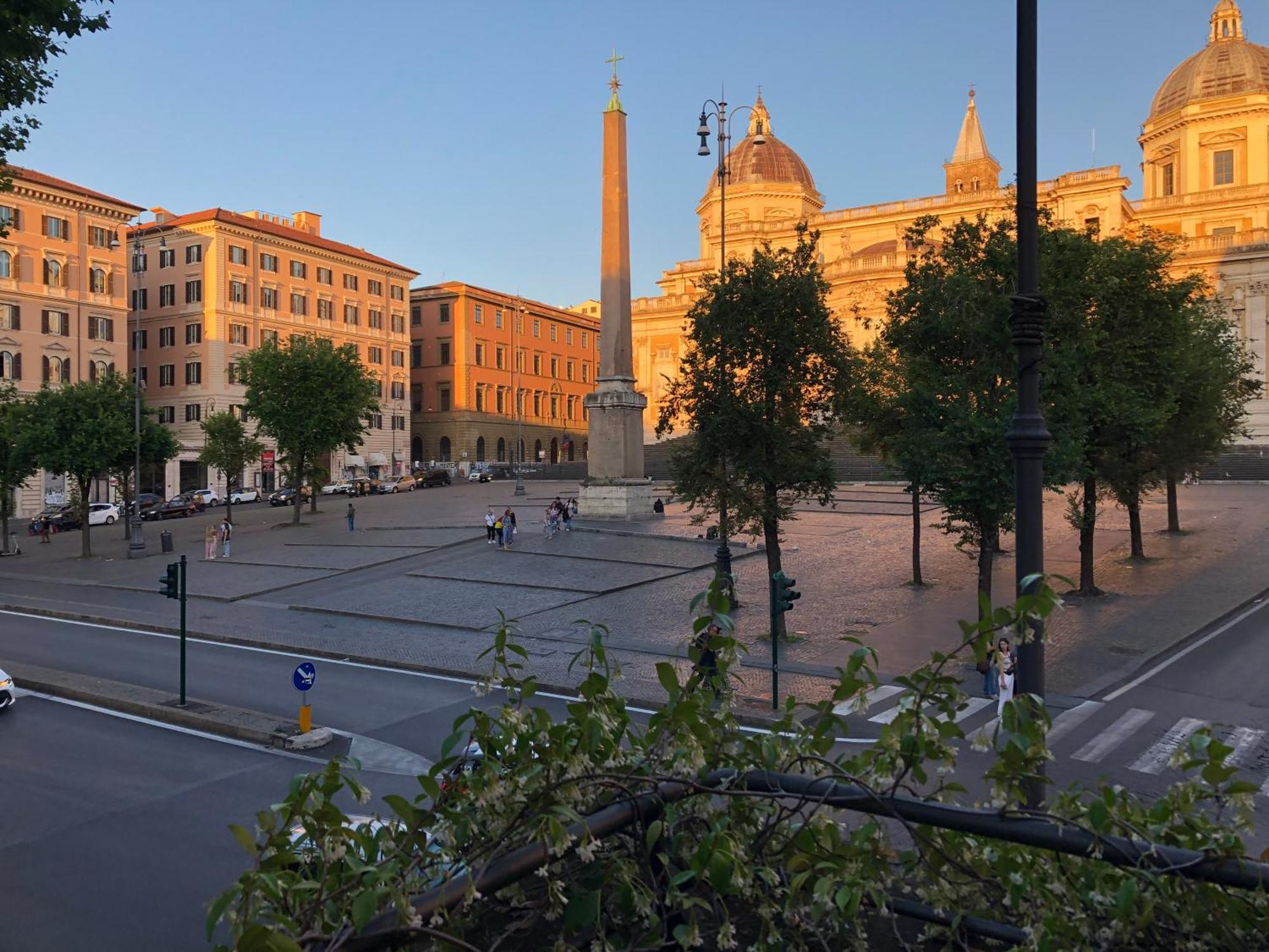 Basilica Hotel Rome Exterior photo